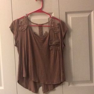 Really cute brown lace t-shirt